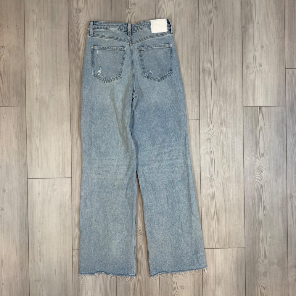 Express Womens High Rise Wide Leg Jeans Light Wash Distressed Raw Hem Size 2L